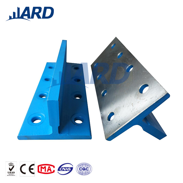 Fishplate for high speed elevators